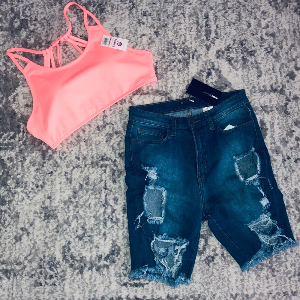 “Khloe” short